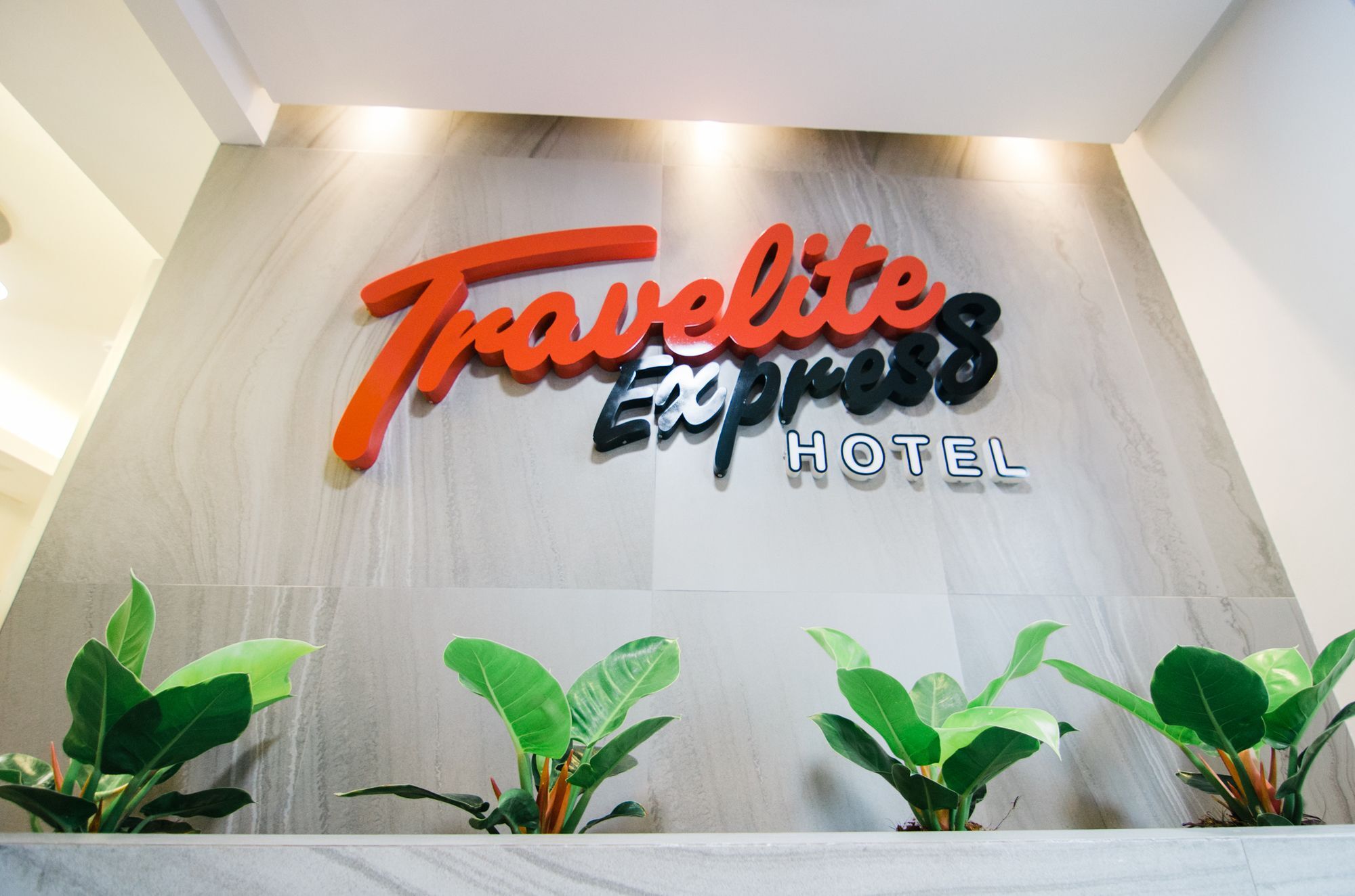 Travelite Express Hotel Baguio City Exterior photo